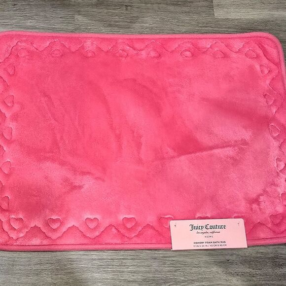 Juicy Couture Home Edged Heart Embossed Memory Foam Bath Rug - Picture 3 of 5